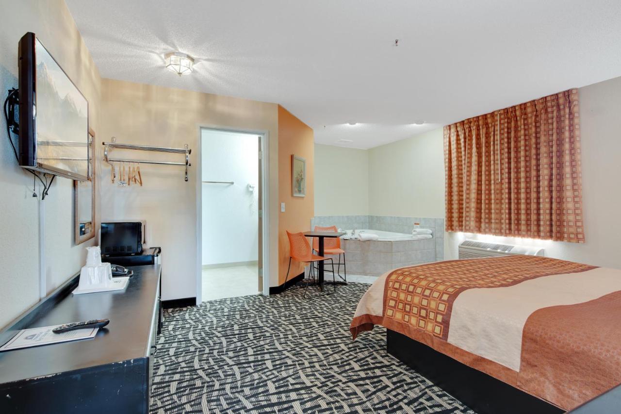 Americas Quality Inn & Suites - Finlayson Zewnętrze zdjęcie