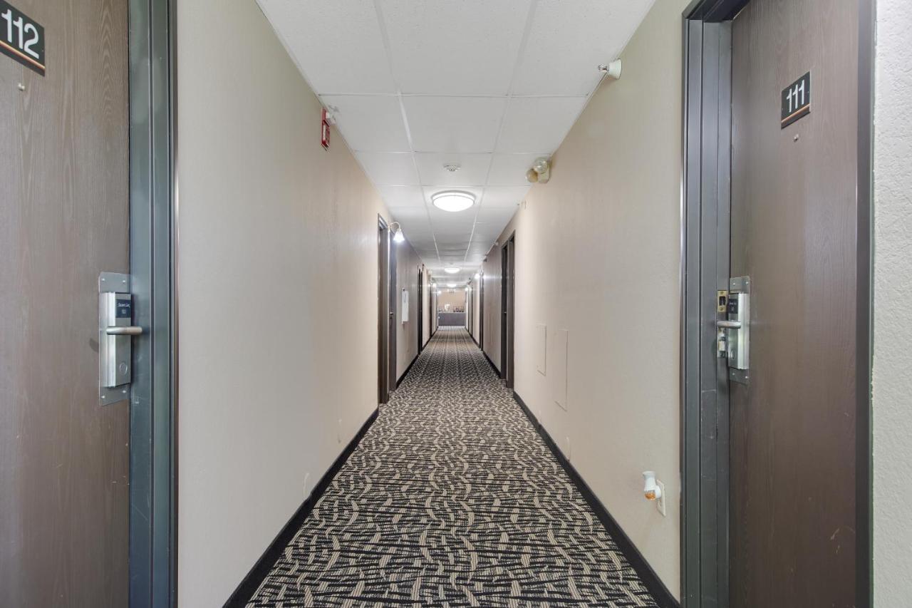 Americas Quality Inn & Suites - Finlayson Zewnętrze zdjęcie
