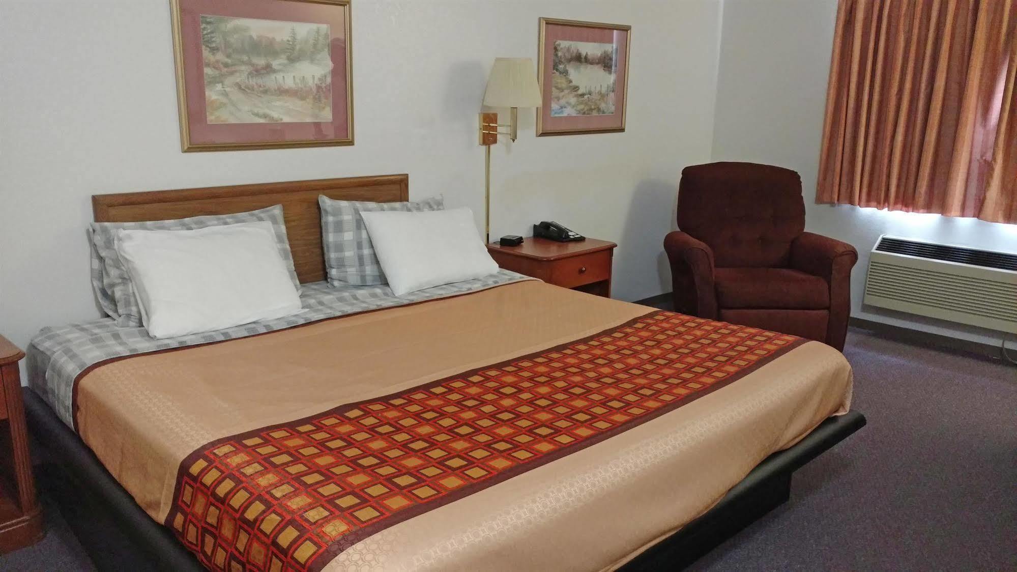 Americas Quality Inn & Suites - Finlayson Zewnętrze zdjęcie